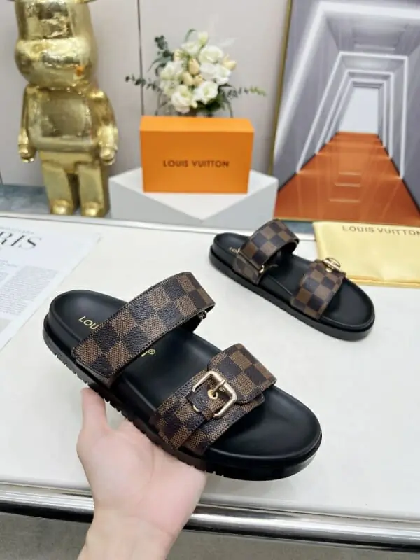 louis vuitton chaussons pour femme s_12250412